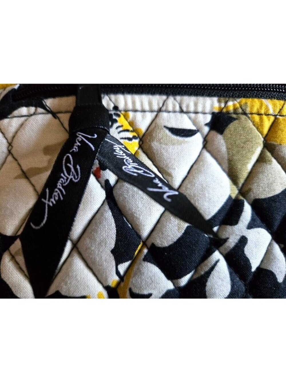 Vera Bradley Yellow Flowered Crossbody Shoulder Bag Purse Pockets Front and Back - Picture 5 of 7